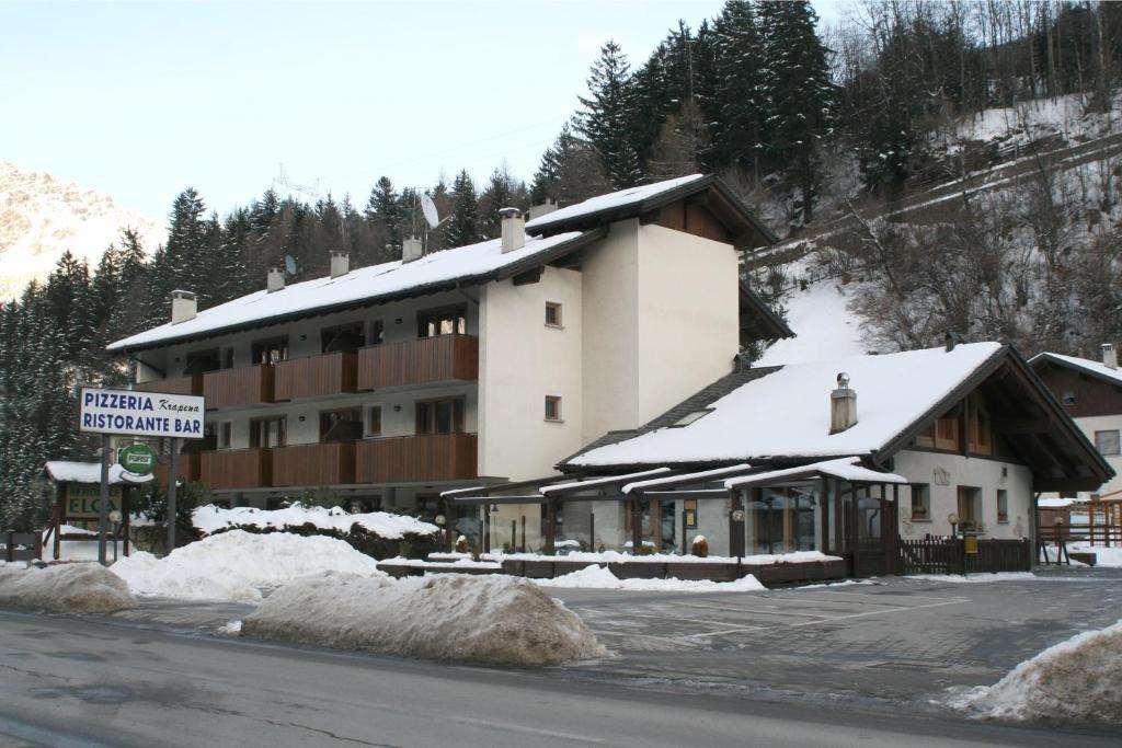 Residence Elga Valdisotto Exterior foto